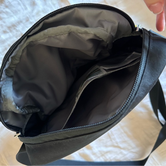 The North Face
BERKELEY CROSSBODY UNISEX - Across body bag - Picture 4 of 14